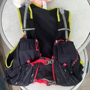 Nathan Pinnacle 4 Liter Women's Hydration Race Vest - Small